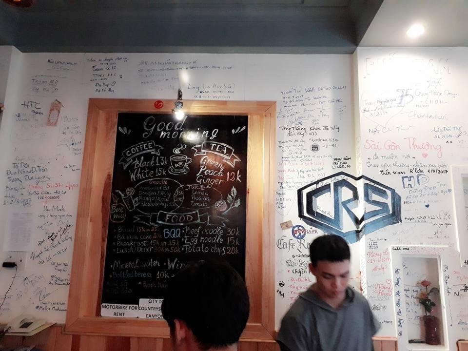 Dalat Happy Hostel Exteriör bild